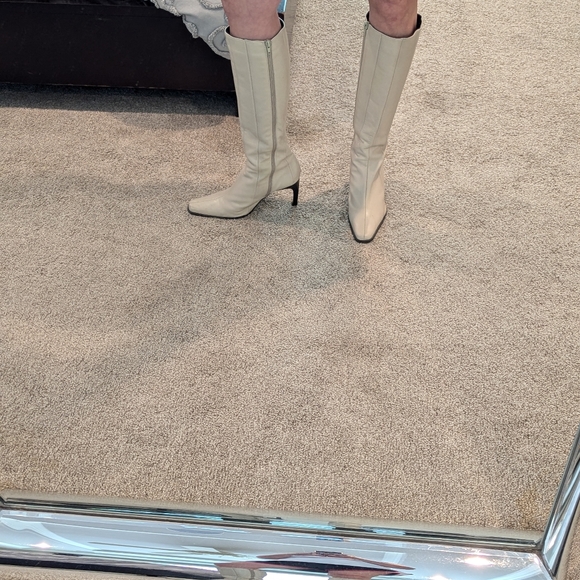 Zara boot, creme faux leather, black heel, size 40/8.5 - Picture 3 of 5